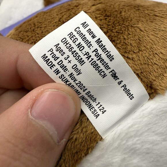 Buc-ee’s 2024 Easter Edition Bunny Beaver 12” Plush Slippers Rabbit Ears T-Shirt - Picture 9 of 9